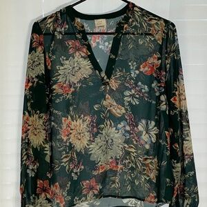 New day sheer blouse small